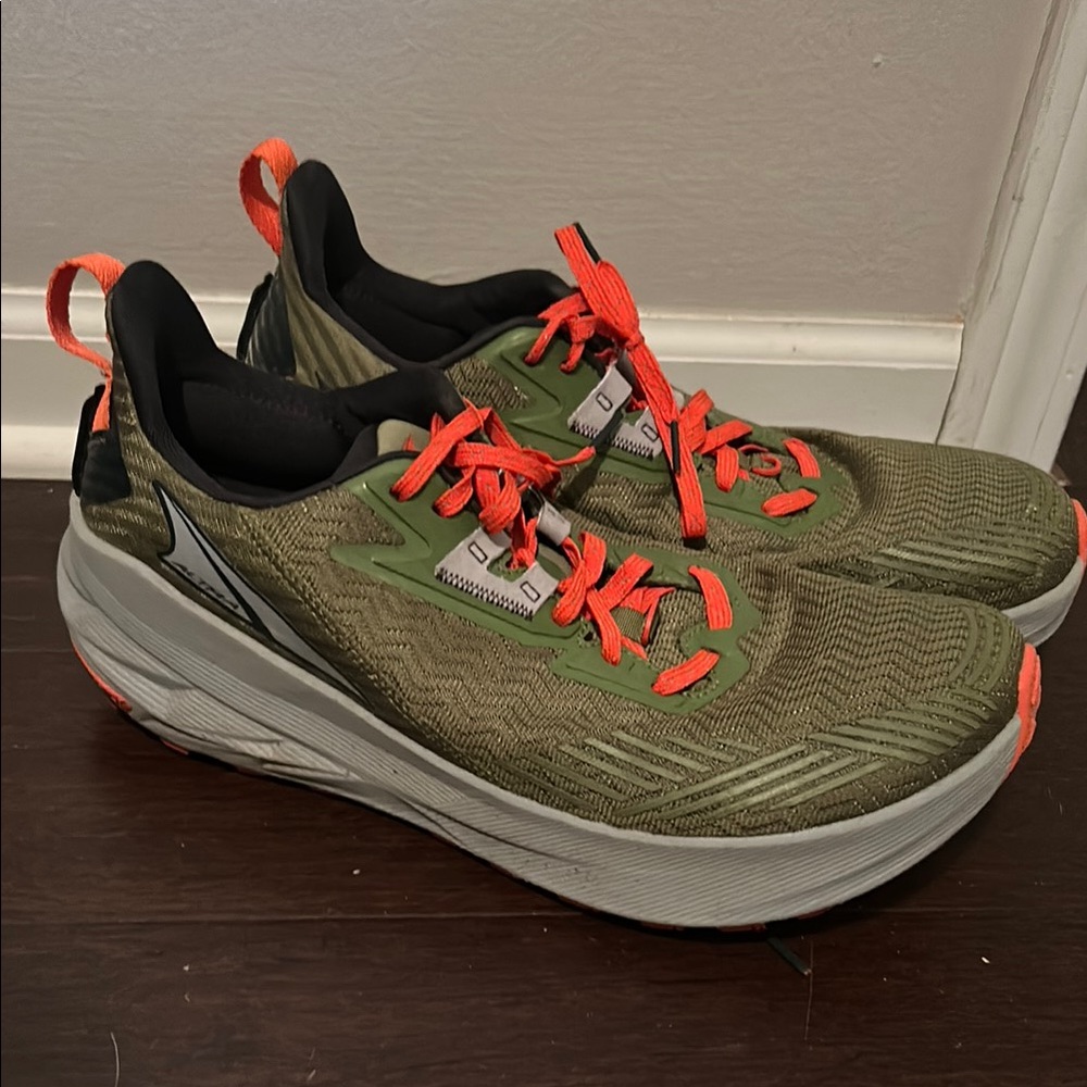 Altra Experience Wild Men's Green and Orange Athletic Shoes size 13